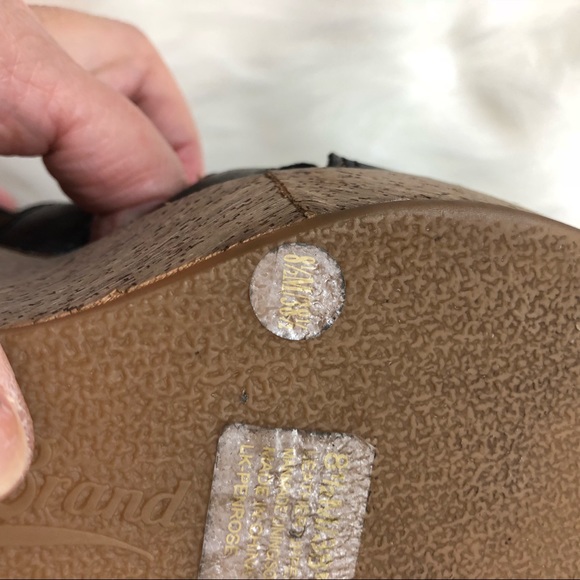 Lucky Brand Penrose Black Leather Platform Wedge - Picture 8 of 8